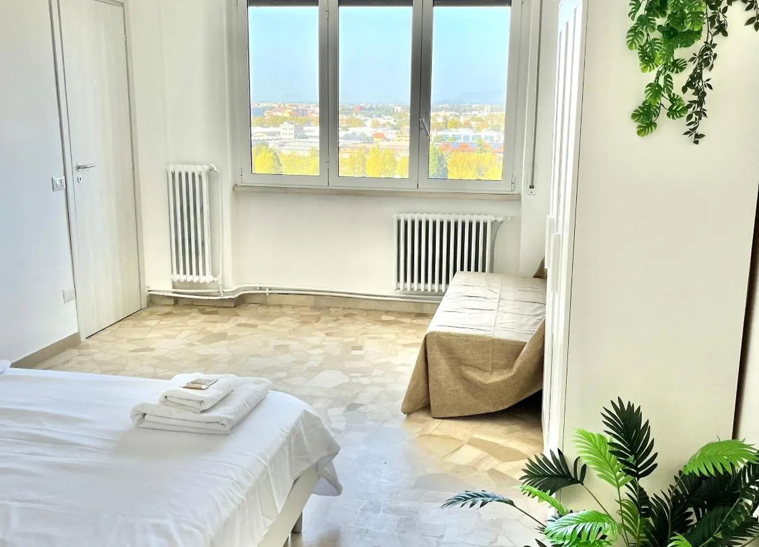 Skyscraper 11 Apartment Cinisello Balsamo